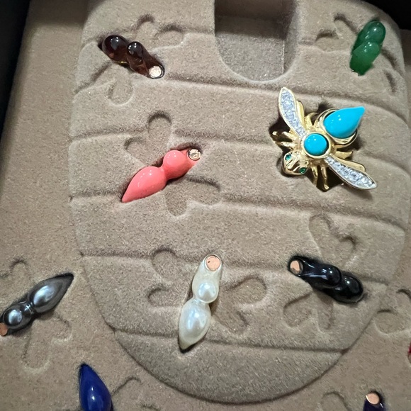 Joan Rivers Classics Collection Vintage 1990 NIOB statement Bee Brooch NWT - Picture 9 of 11